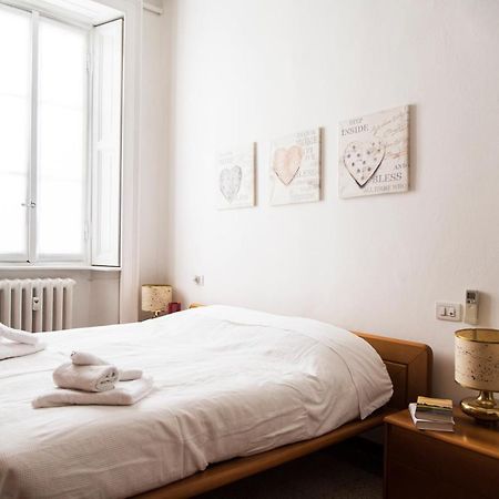 Peaceful Court Apartment In Shopping District 米兰 外观 照片